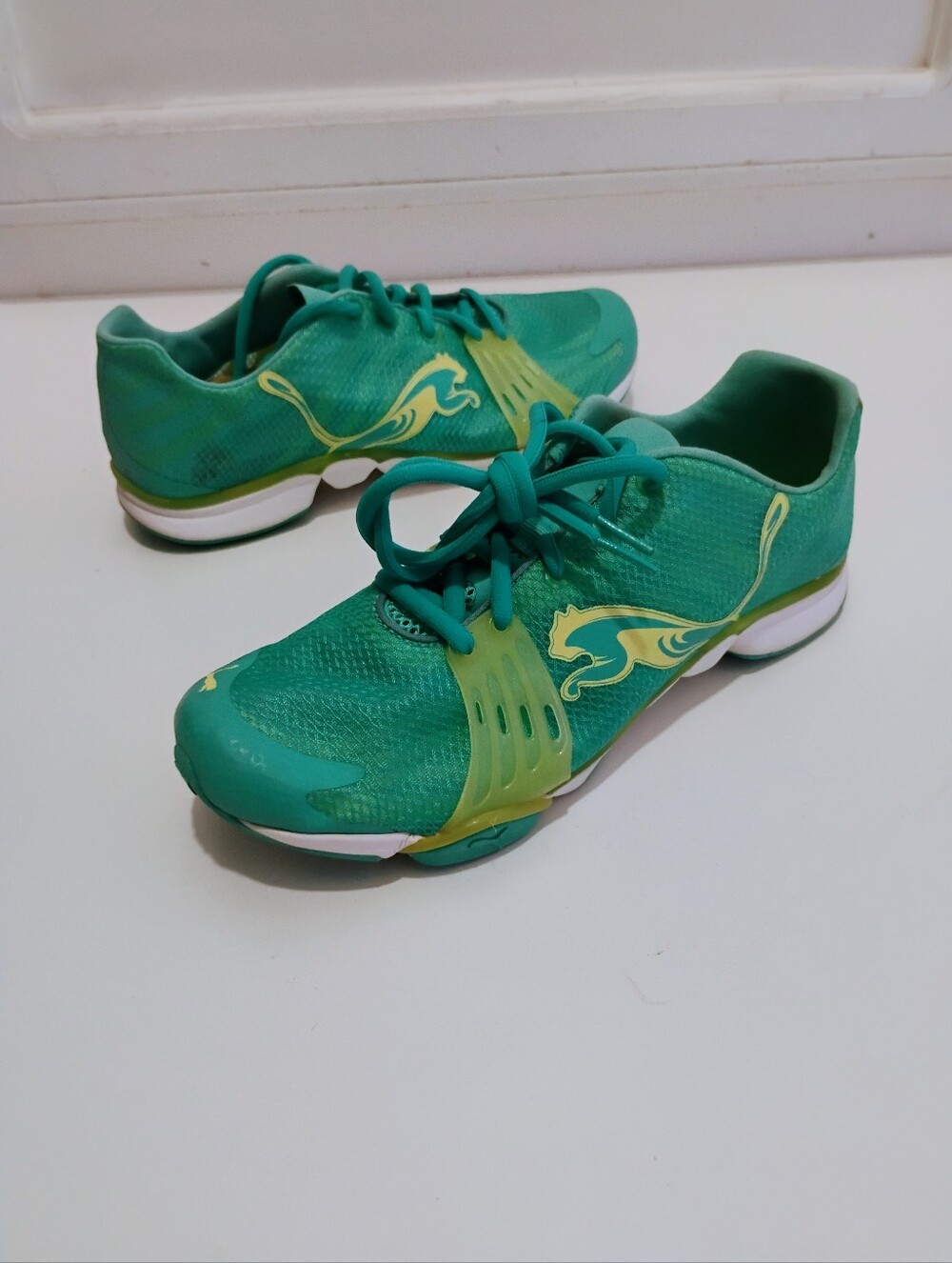 Puma Mobium XT Green Yellow Cross Training Women's Running Shoes Size 8 1/2
